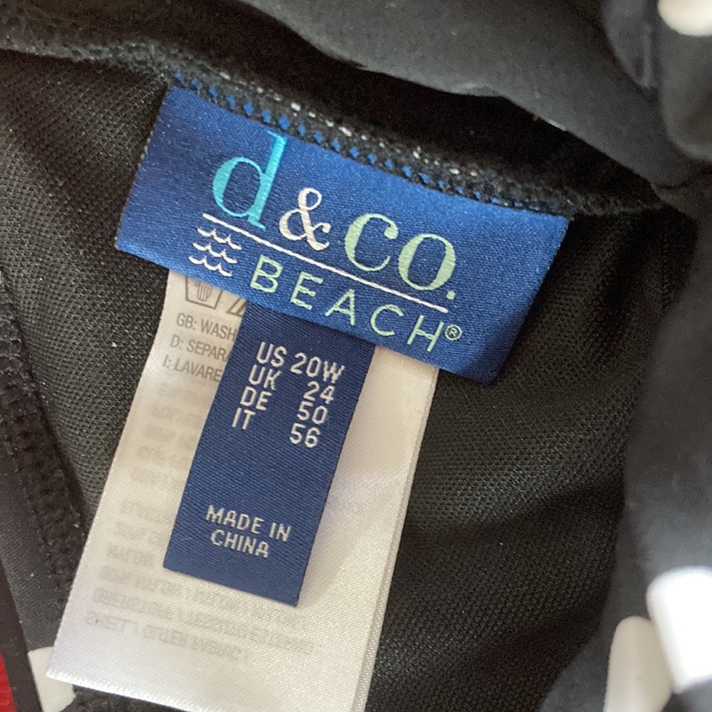 New without a tag d&CO Beach one piece swimsuit - Picture 5 of 7